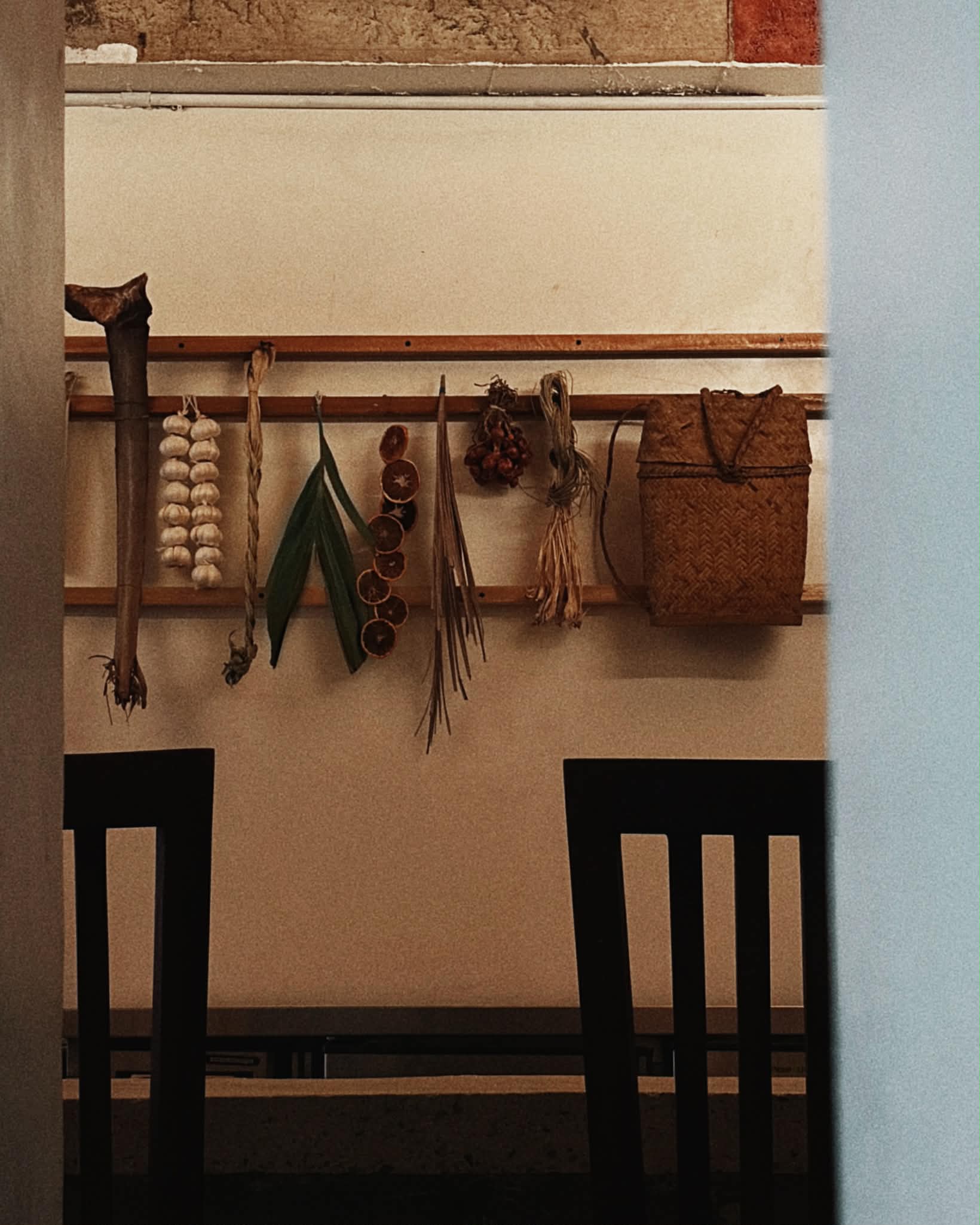 Bakuran — gathering around food